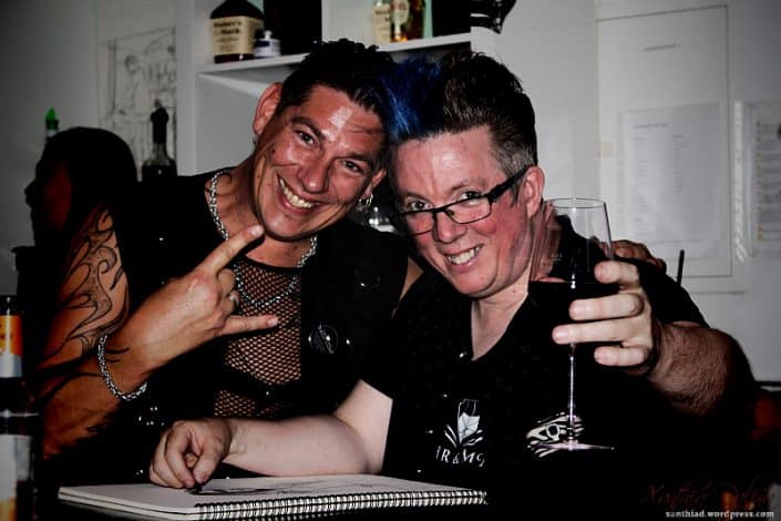 Schatzi & Greig an der BAr