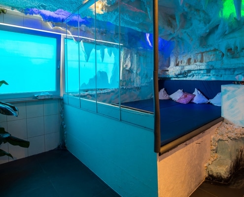 Eisgrotte-lillith-club-rundgang-swingerclub-26